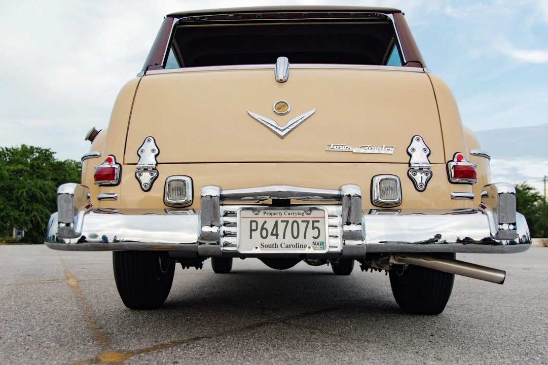 1953 Chrysler New Yorker - Image 12 of 31