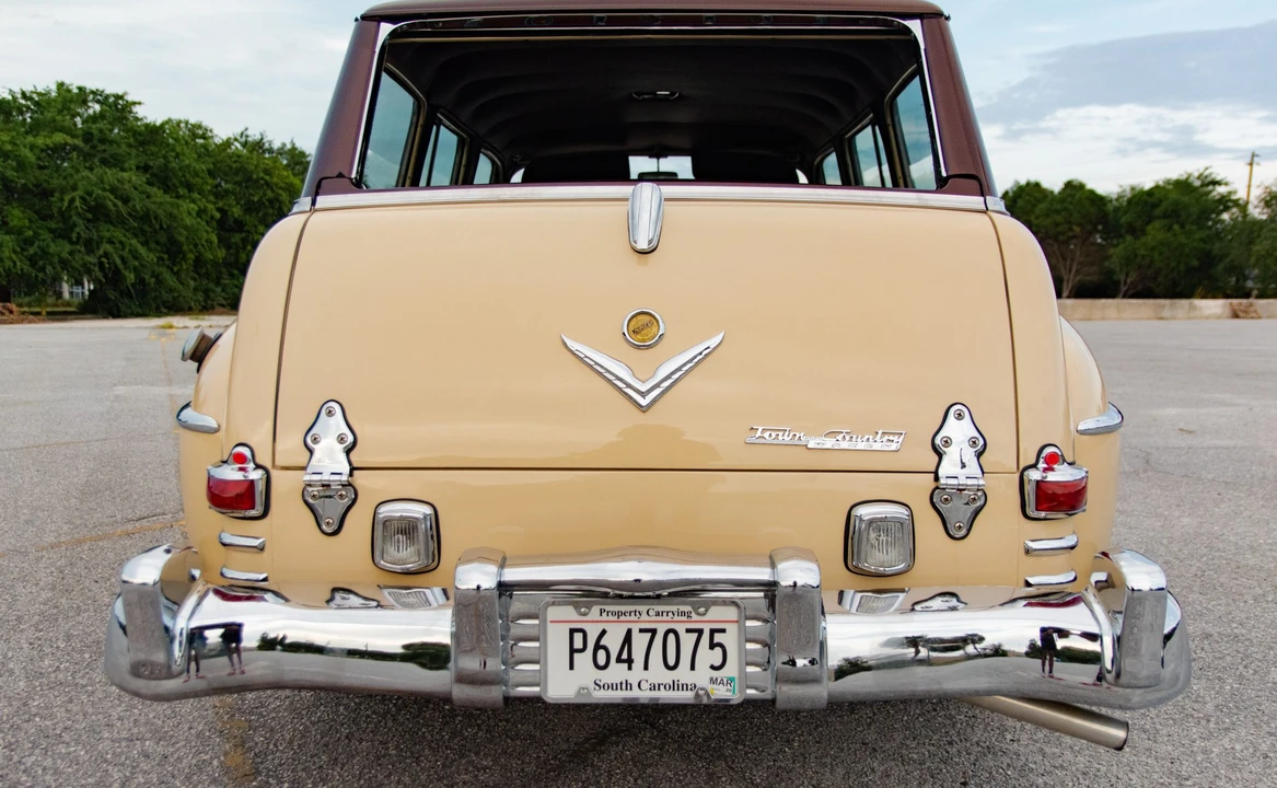 1953 Chrysler New Yorker - Image 13 of 31