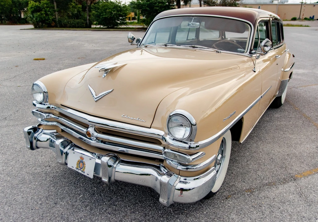 1953 Chrysler New Yorker - Image 3 of 31