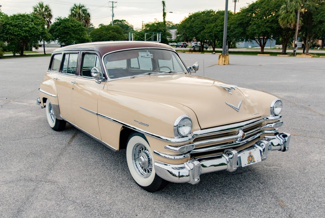 1953 Chrysler New Yorker - Image 30 of 31