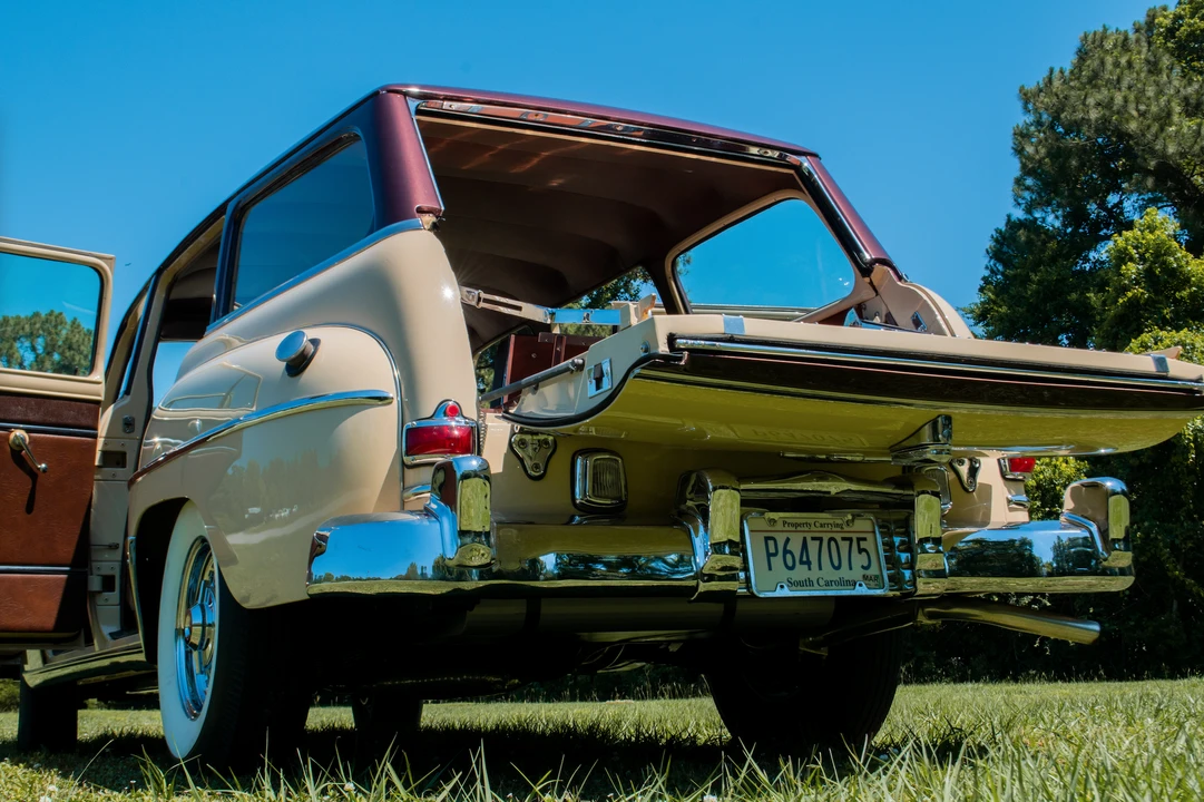 1953 Chrysler New Yorker - Image 8 of 31