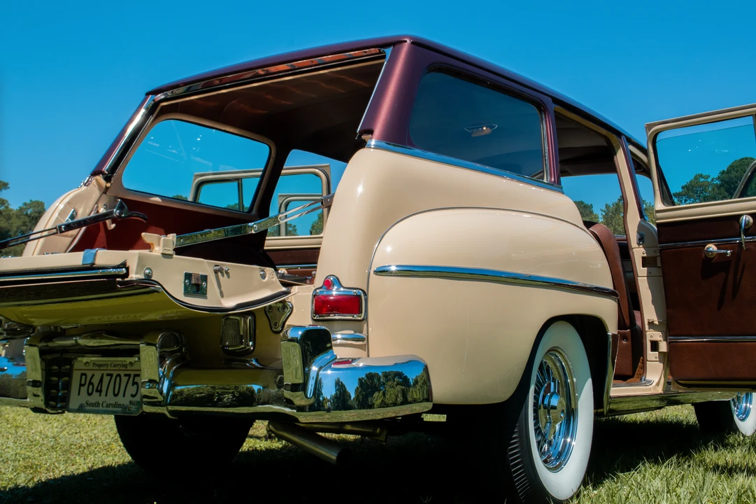 1953 Chrysler New Yorker - Image 16 of 31
