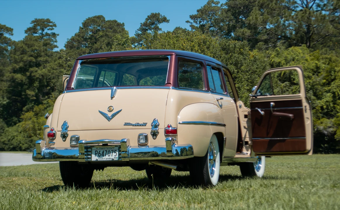 1953 Chrysler New Yorker - Image 15 of 31