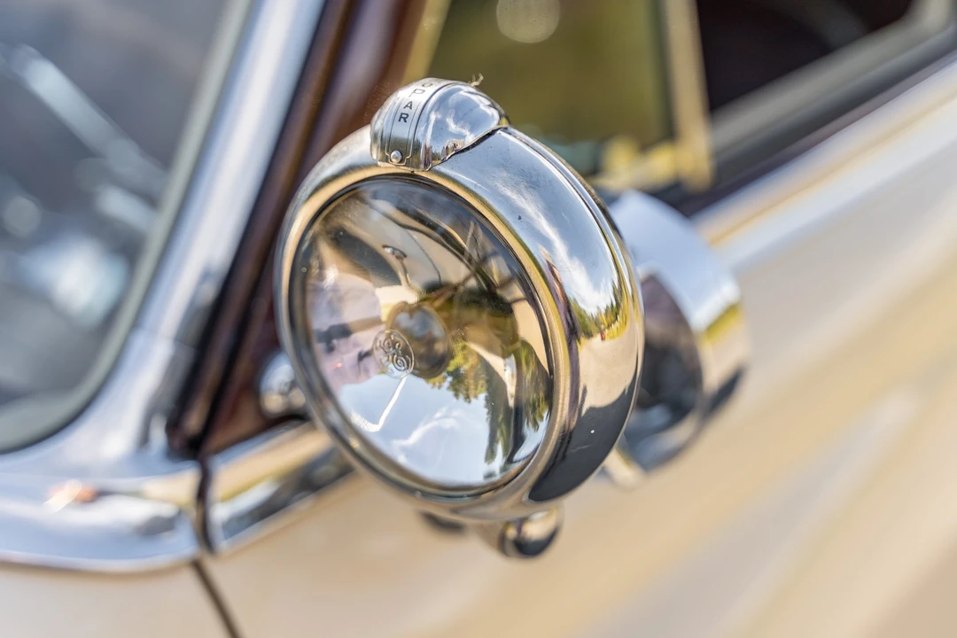 1953 Chrysler New Yorker - Image 22 of 31