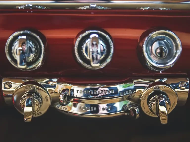 1953 Chrysler Imperial 1st Gen - Image 20 of 31