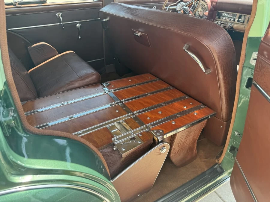 1953 Chrysler Town & Country - Image 14 of 19