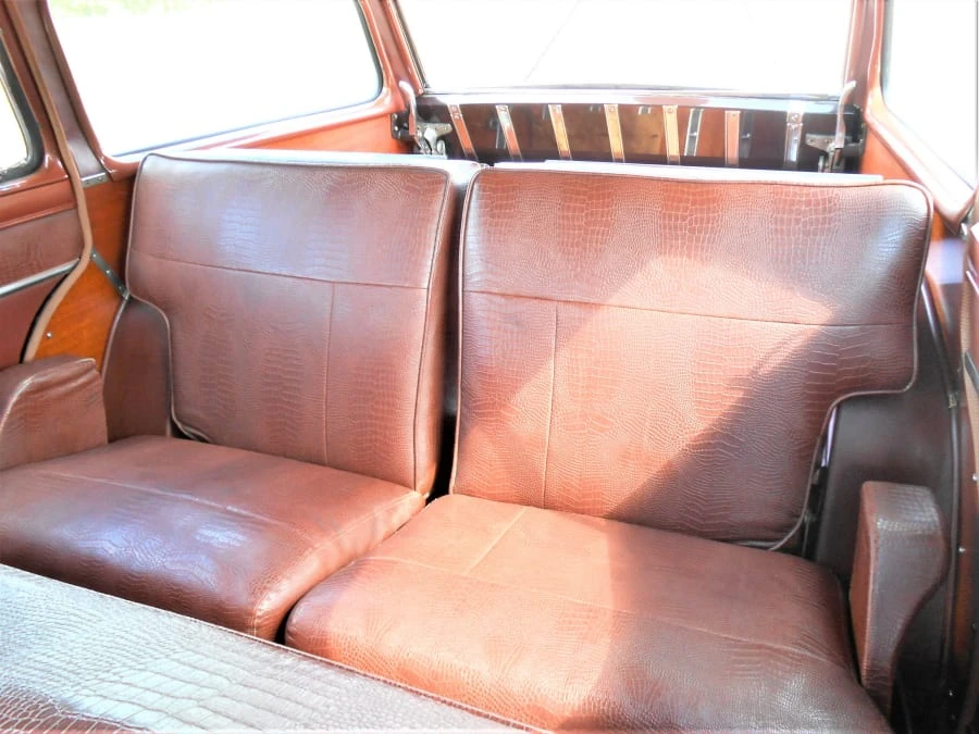 1953 Chrysler Town & Country - Image 6 of 21