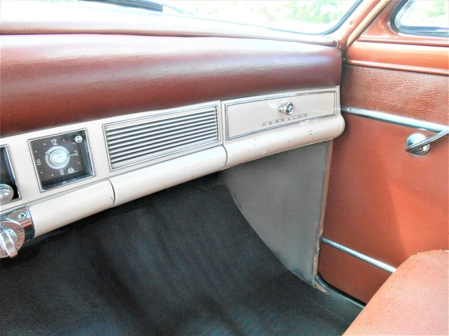 1953 Chrysler Town & Country - Image 9 of 21