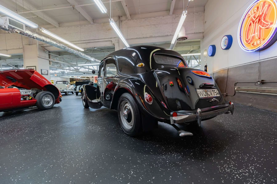 1953 Citroen Traction Avant - Image 14 of 31
