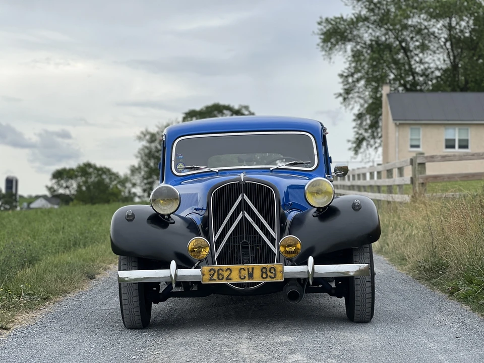 1953 Citroen Traction Avant - Image 5 of 31
