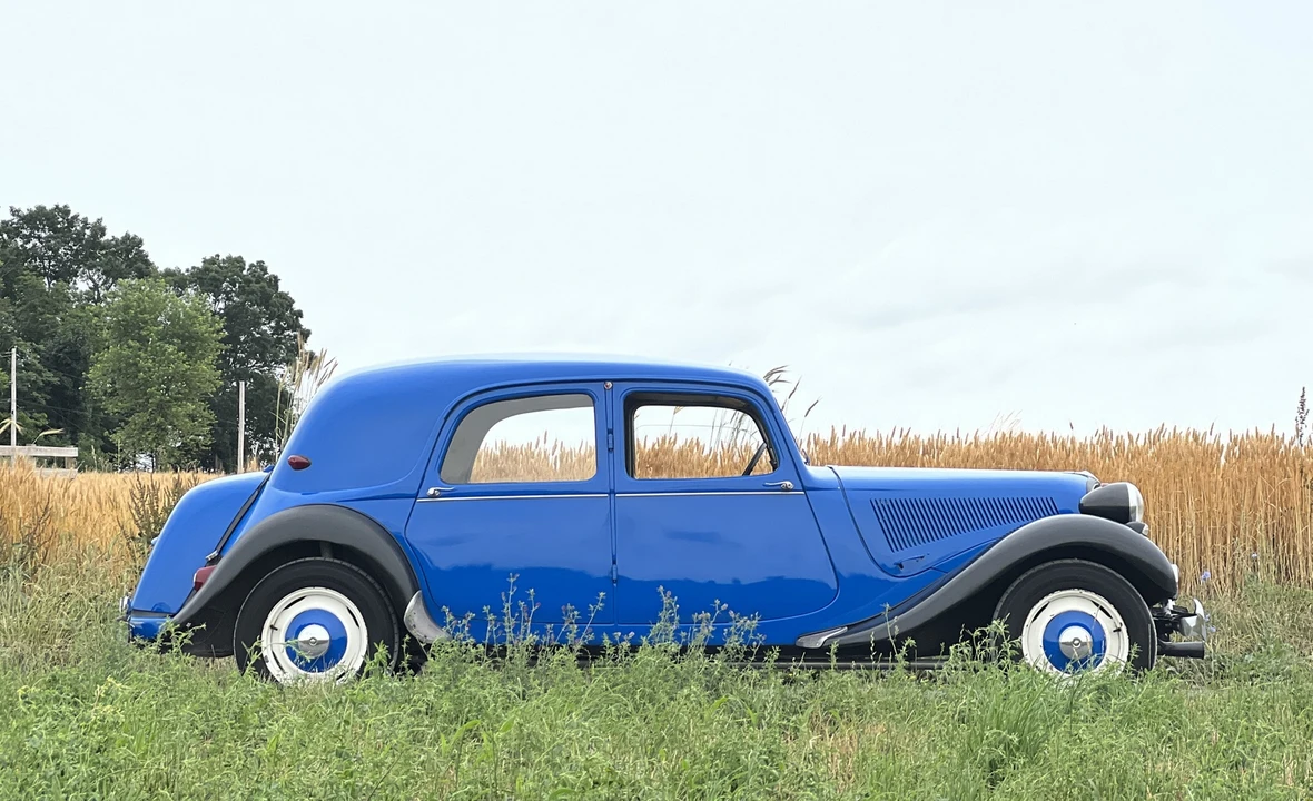 1953 Citroen Traction Avant - Image 12 of 31