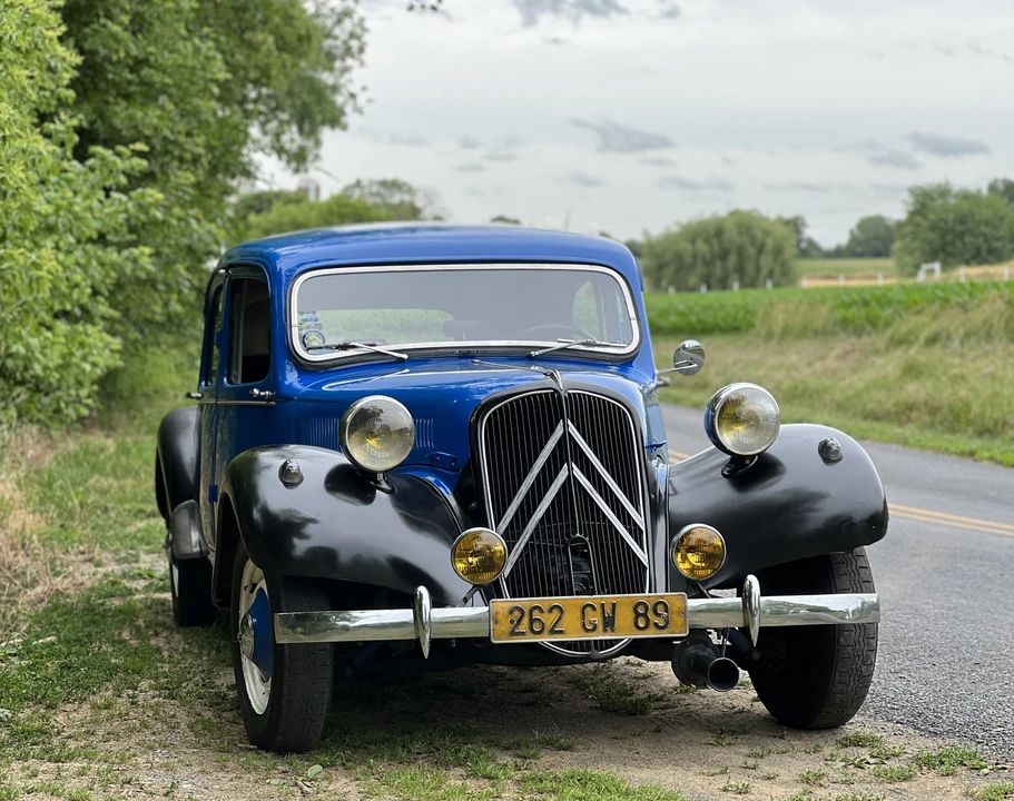 1953 Citroen Traction Avant - Image 8 of 31