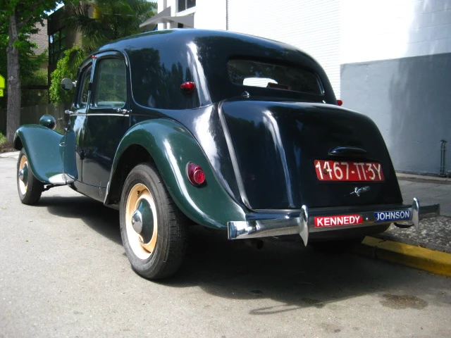 1953 Citroen Traction Avant - Image 30 of 31