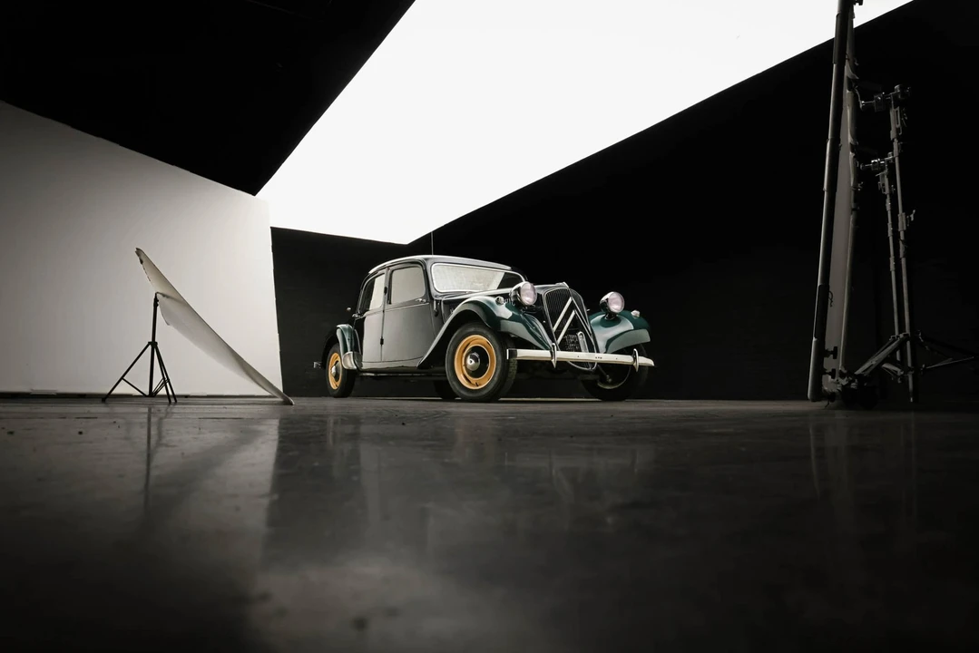 1953 Citroen Traction Avant - Image 6 of 31