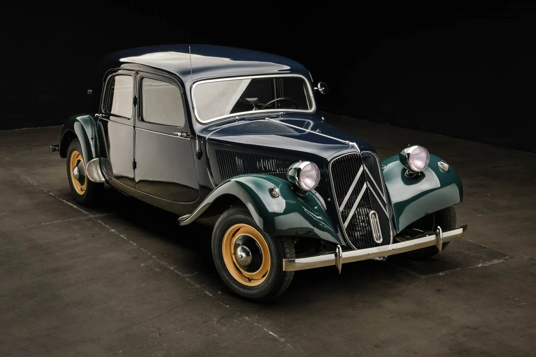 1953 Citroen Traction Avant - Image 8 of 31