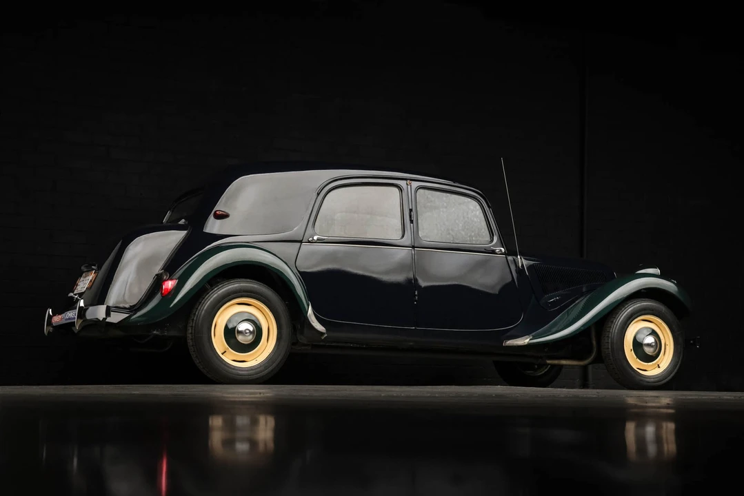 1953 Citroen Traction Avant - Image 30 of 31