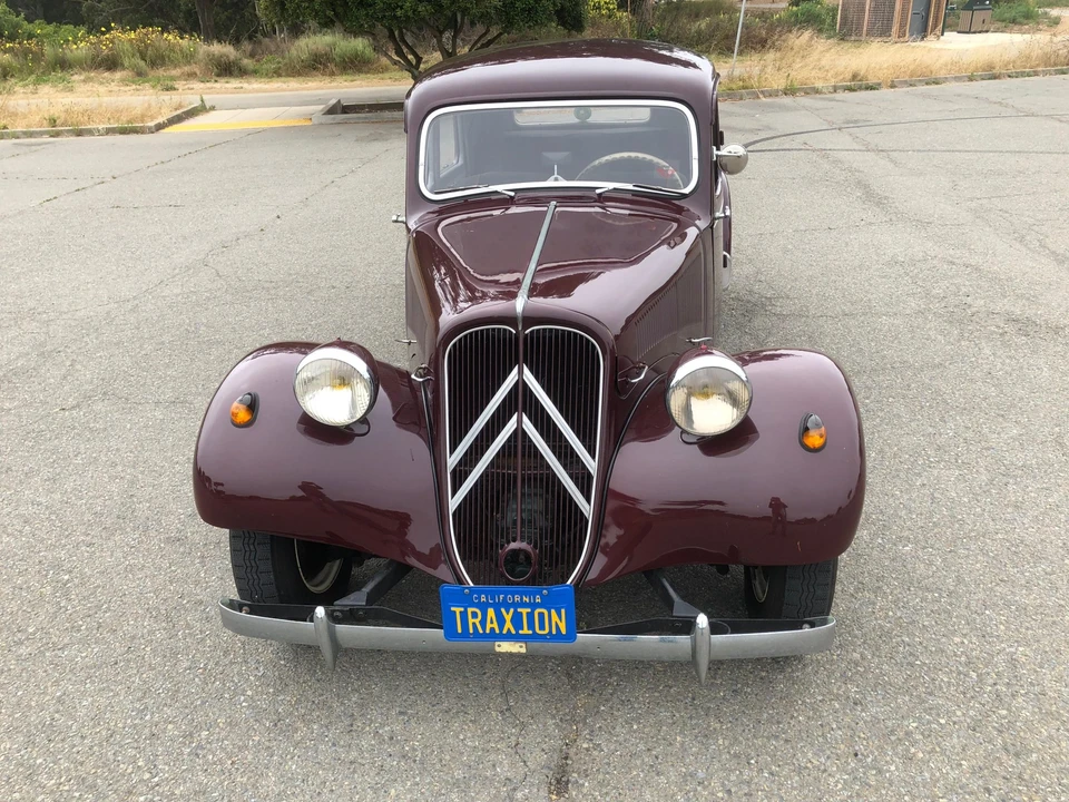 1953 Citroen Traction Avant - Image 10 of 31