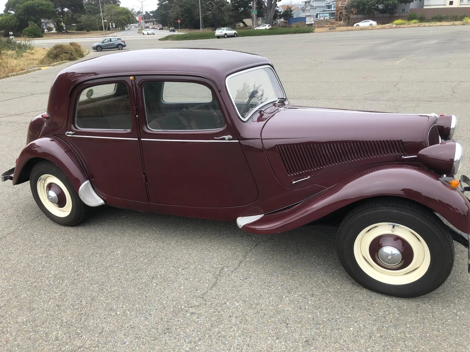 1953 Citroen Traction Avant - Image 5 of 31
