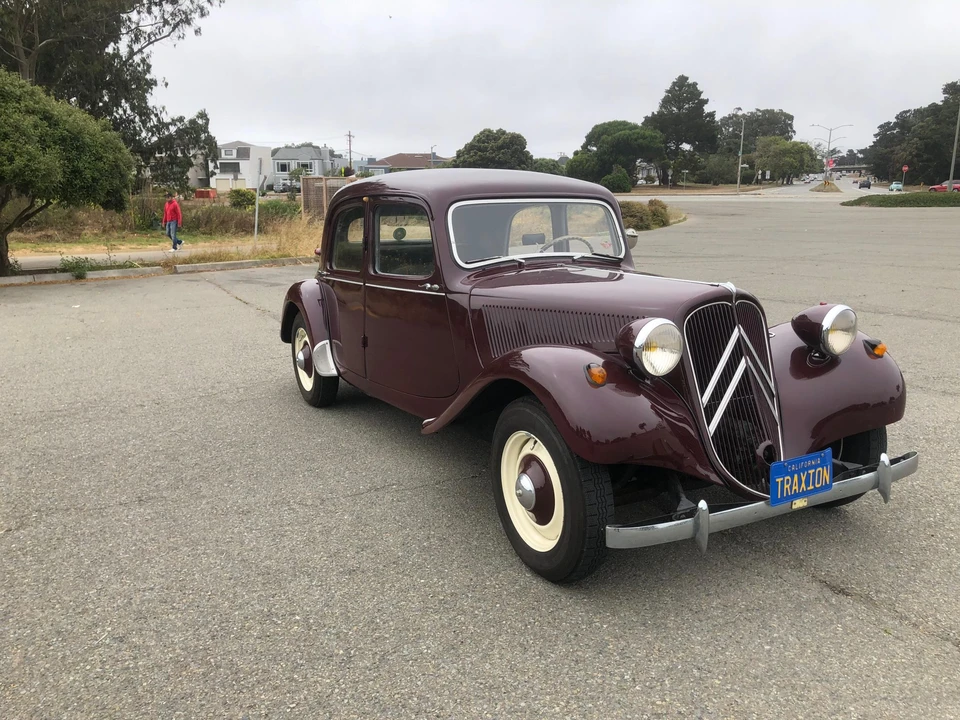 1953 Citroen Traction Avant - Image 4 of 31