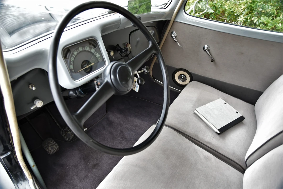 1953 Citroen Traction Avant - Image 17 of 31