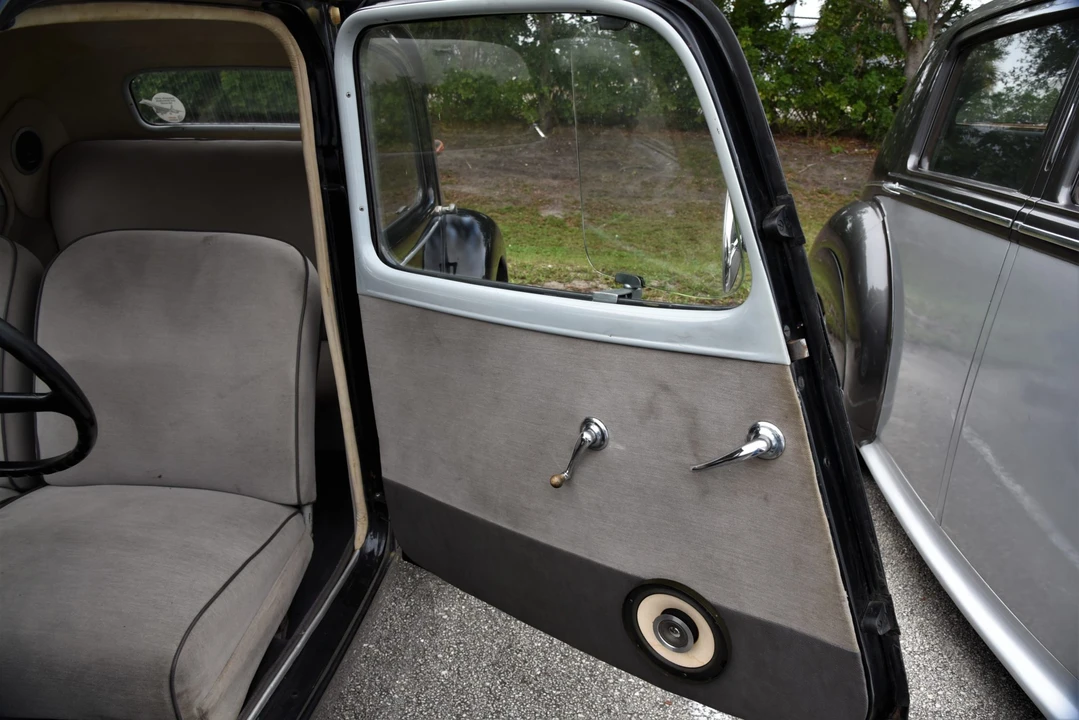 1953 Citroen Traction Avant - Image 14 of 31