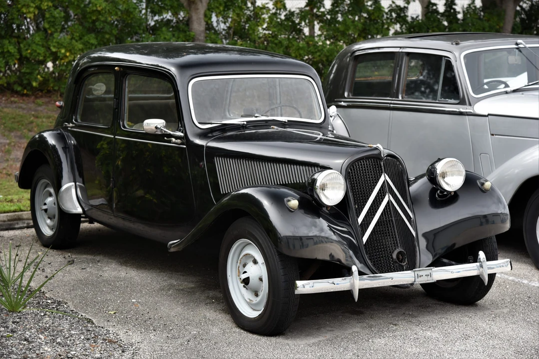 1953 Citroen Traction Avant - Image 5 of 31