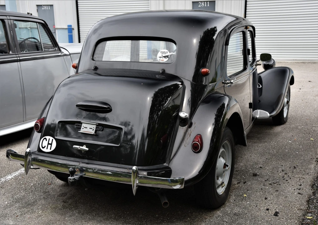1953 Citroen Traction Avant - Image 4 of 31