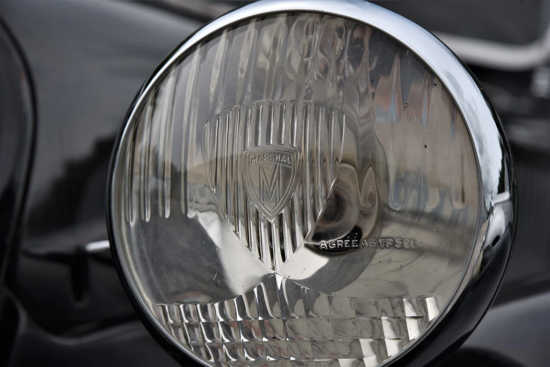 1953 Citroen Traction Avant - Image 7 of 31
