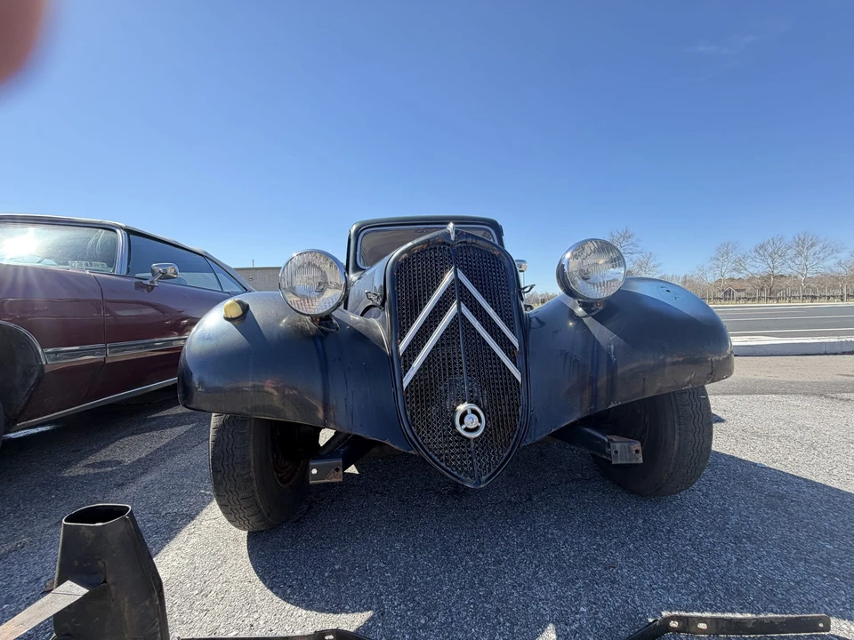 1953 Citroen Traction Avant - Image 5 of 31