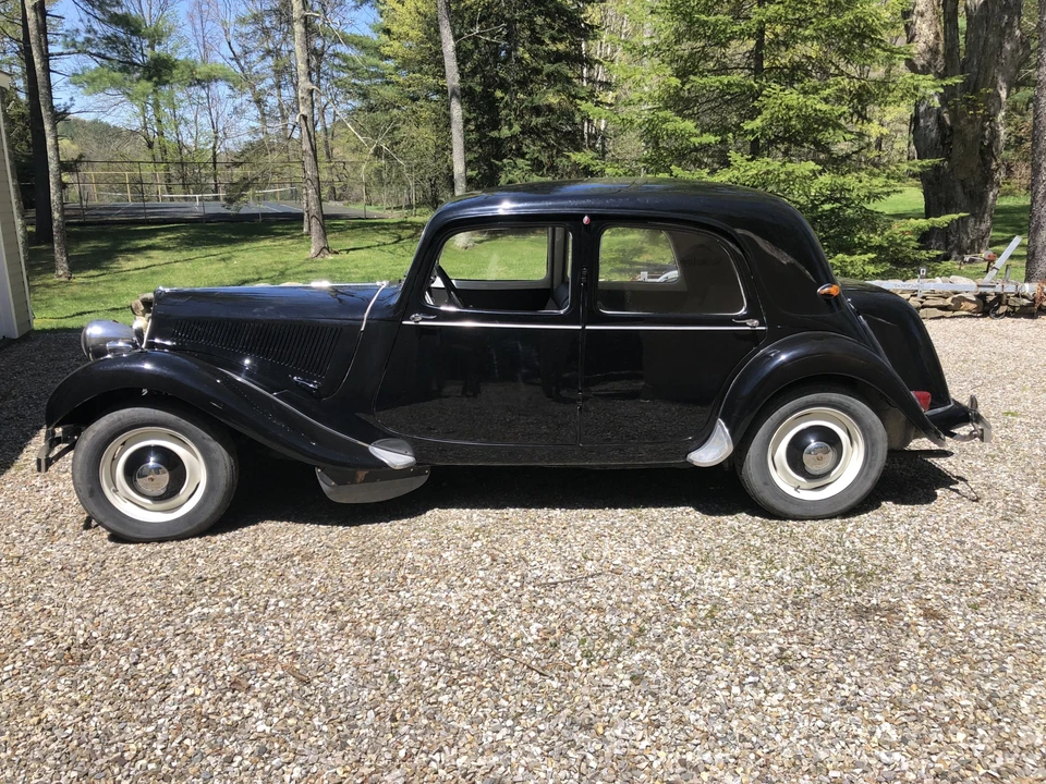 1953 Citroen Traction Avant - Image 8 of 31