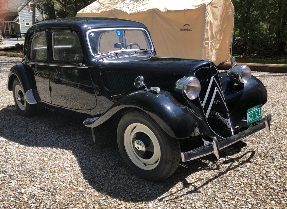 1953 Citroen Traction Avant - Image 2 of 31