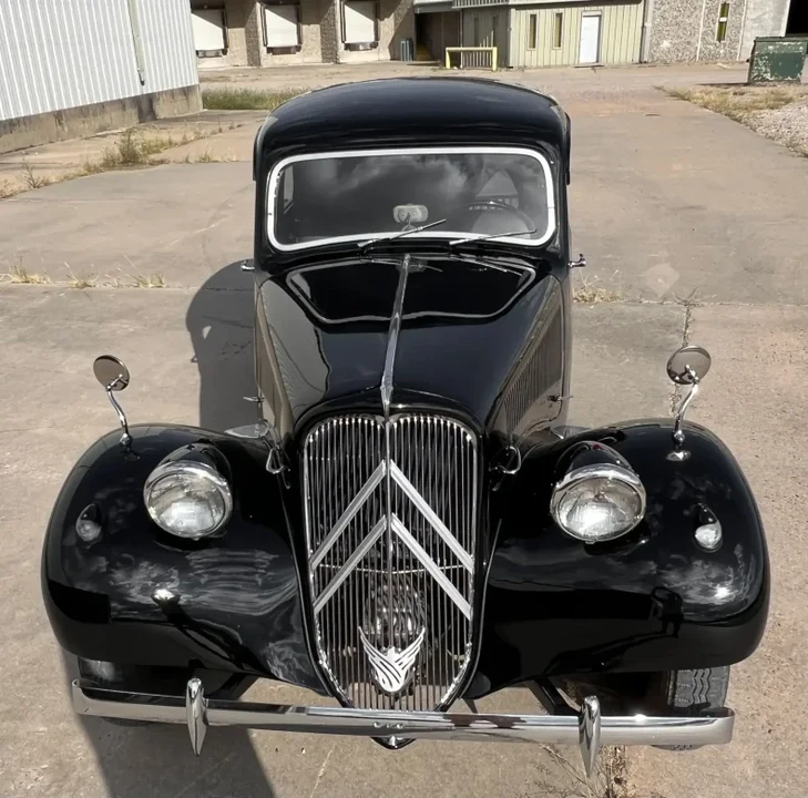 1953 Citroen Traction Avant - Image 12 of 31