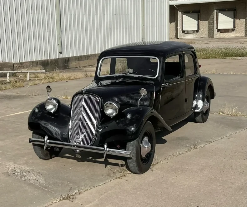 1953 Citroen Traction Avant - Image 10 of 31