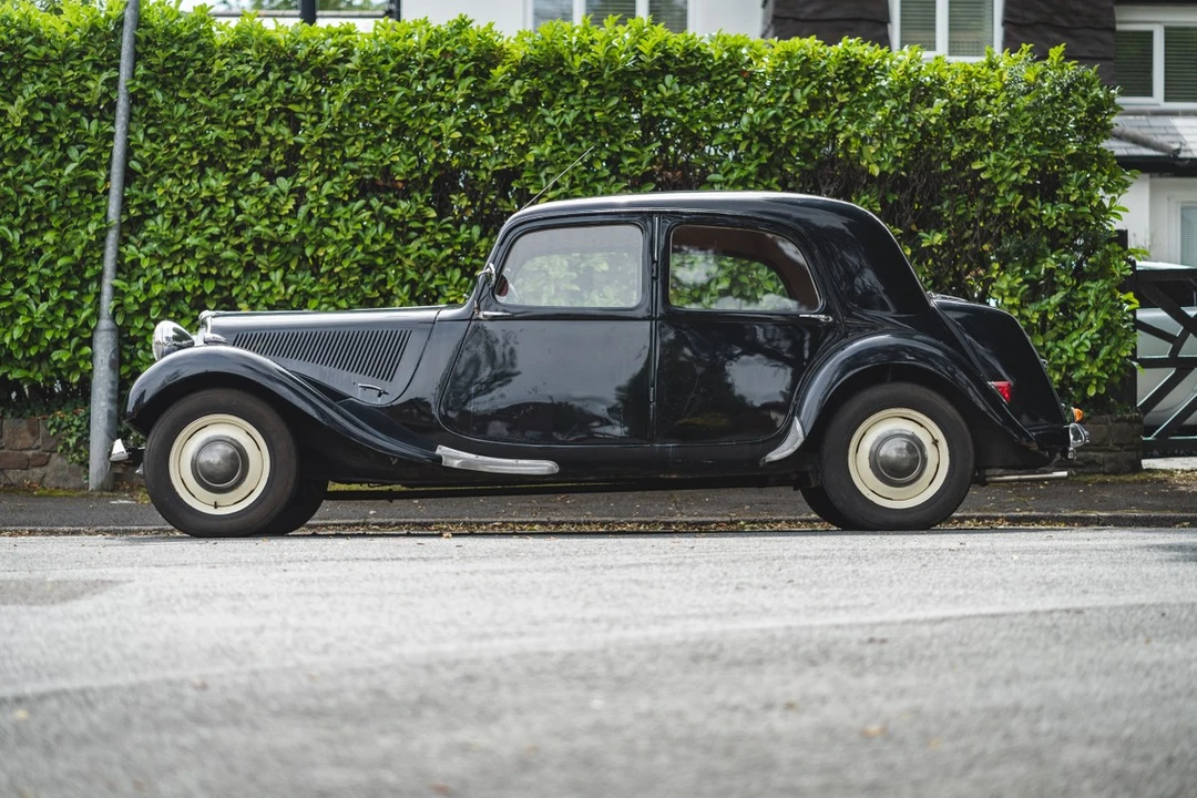 1953 Citroen Traction Avant - Image 6 of 30