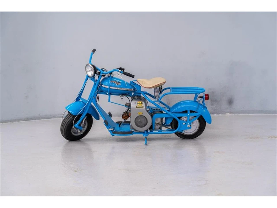 1953 Cushman Eagle - Image 2 of 29