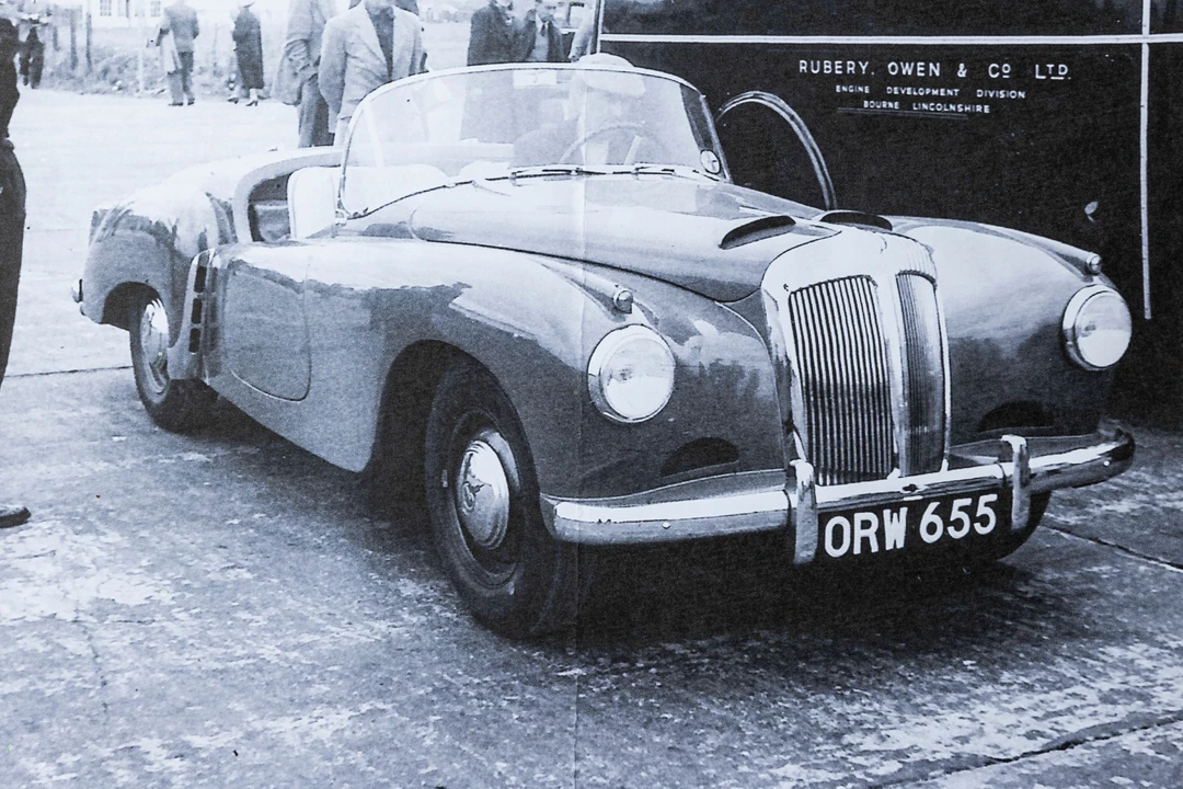 1953 Daimler - Image 8 of 31