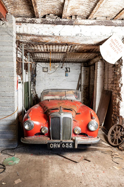 1953 Daimler - Image 20 of 31
