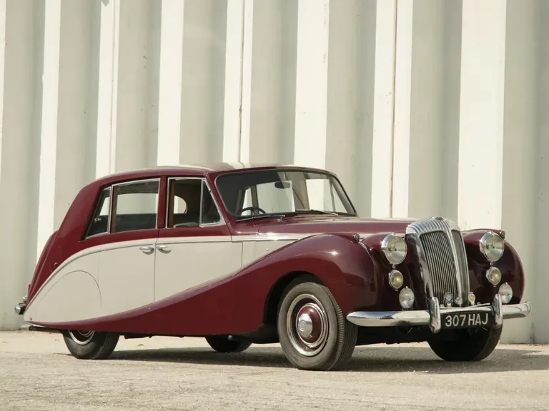 1953 Daimler - Image 2 of 2