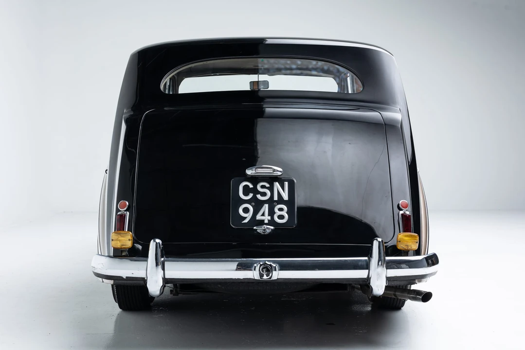 1953 Daimler - Image 14 of 31