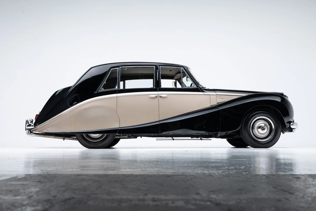 1953 Daimler - Image 18 of 31