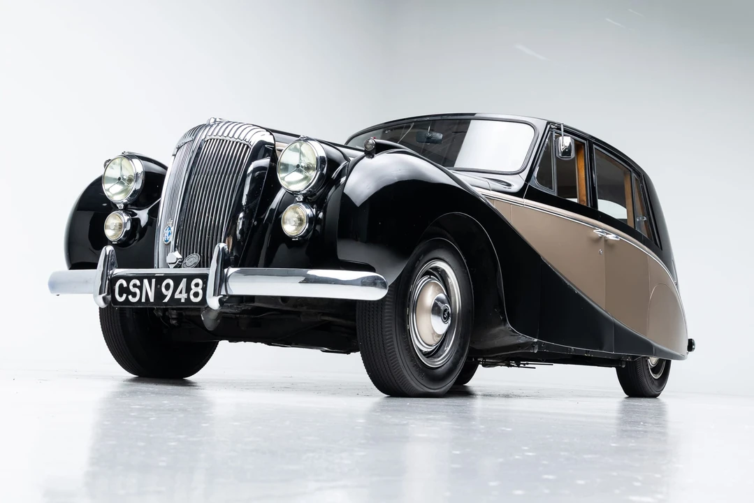 1953 Daimler - Image 7 of 31