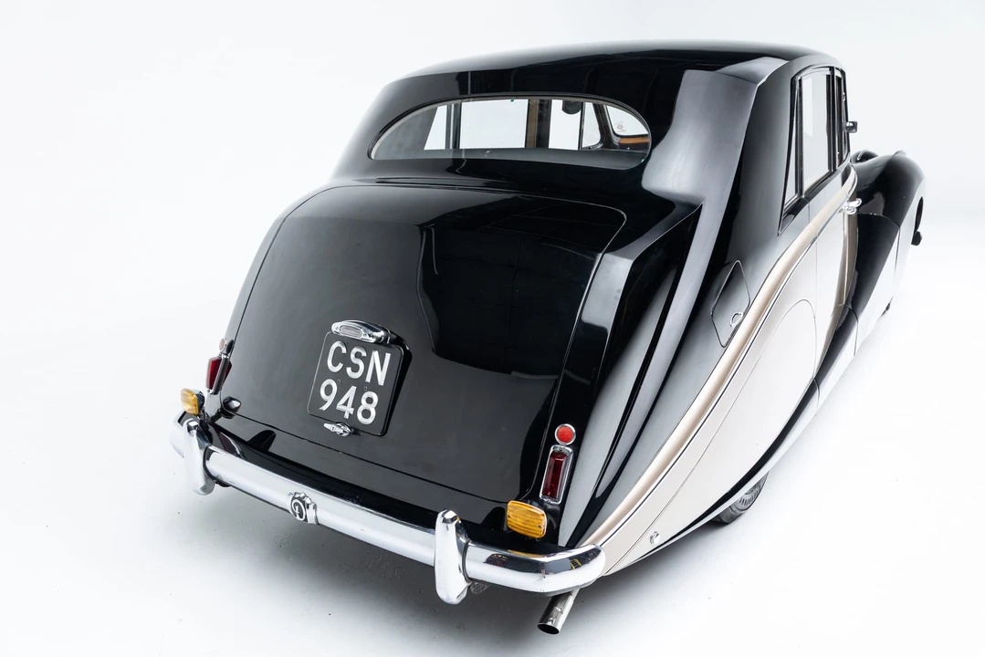 1953 Daimler - Image 30 of 31