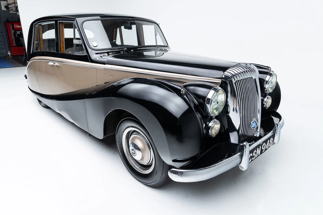 1953 Daimler - Image 25 of 31