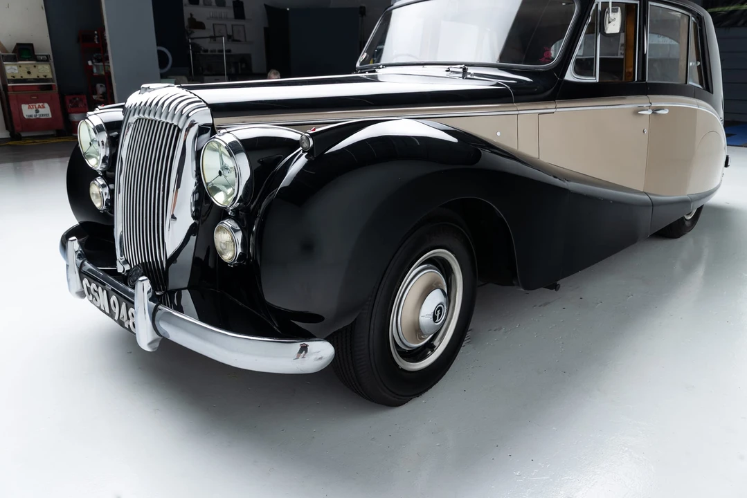 1953 Daimler - Image 26 of 31