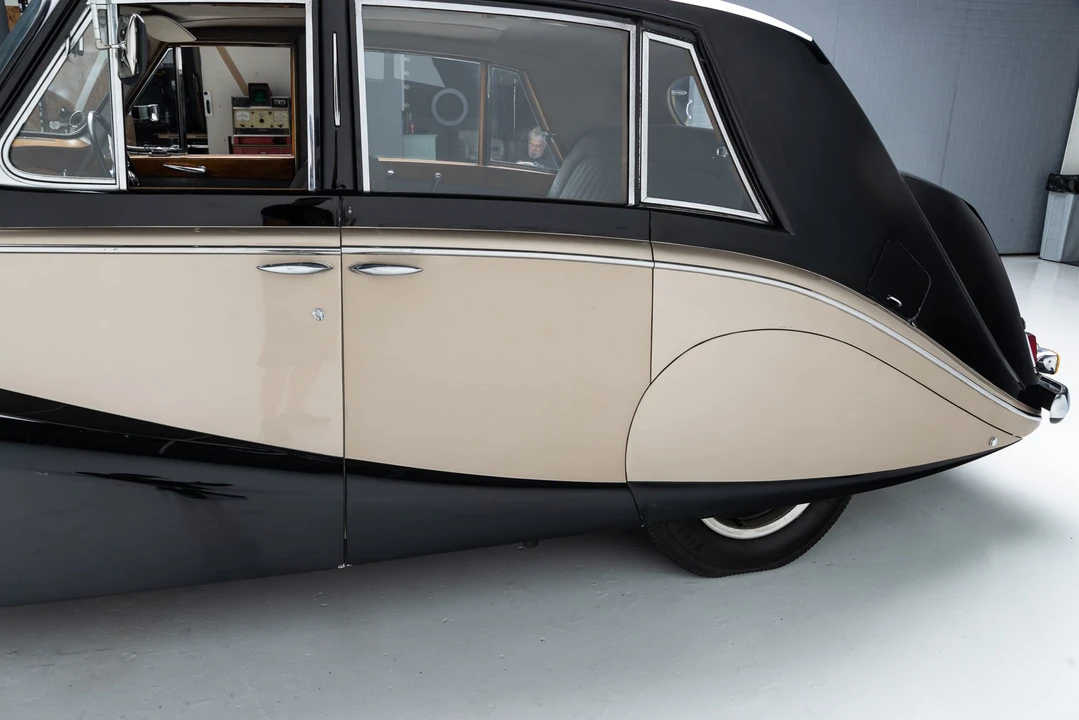 1953 Daimler - Image 28 of 31