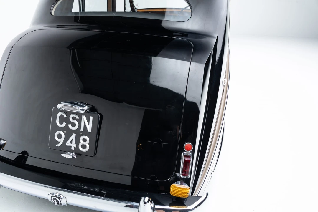 1953 Daimler - Image 31 of 31