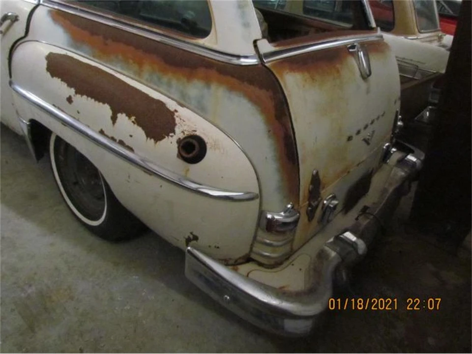 1953 DeSoto Firedome - Image 9 of 16