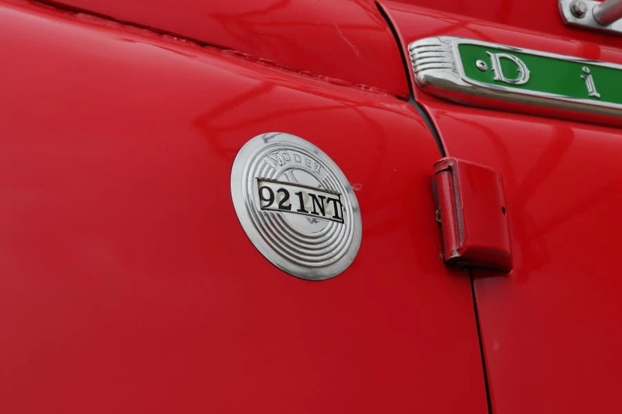 1953 Diamond T - Image 11 of 31