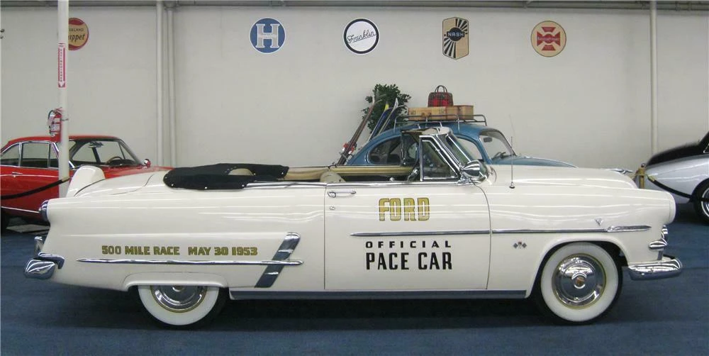 1953 Ford Crestline - Image 5 of 5