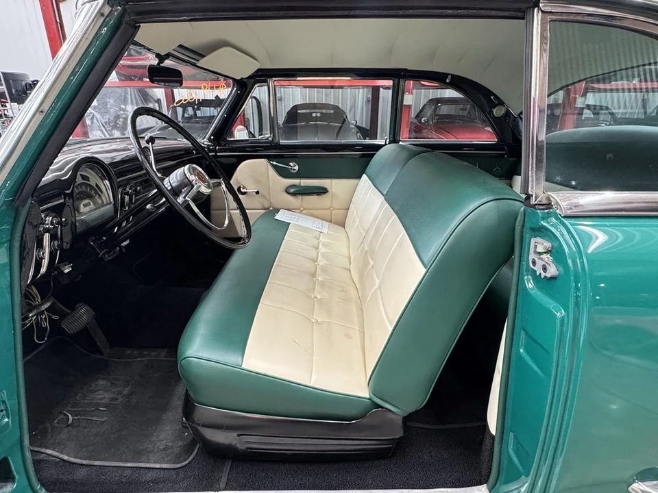 1953 Ford Crestline - Image 6 of 10